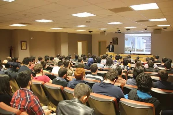 Kocaeli Üniversitesi Mühendislik Fakültesi A Blok - Resim 3