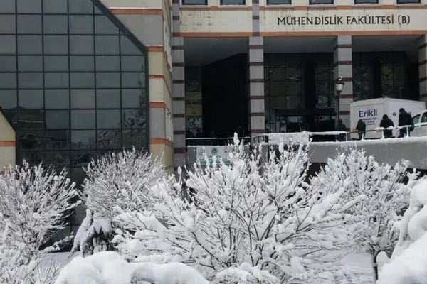 Kocaeli Üniversitesi Mühendislik Fakültesi A Blok - Resim 11