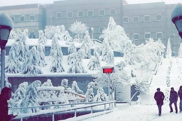 Kocaeli Üniversitesi Mühendislik Fakültesi A Blok - Resim 15