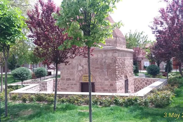 Yörük Dede Türbesi - Resim 7