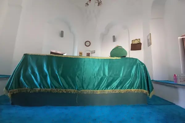 Yörük Dede Türbesi - Resim 3