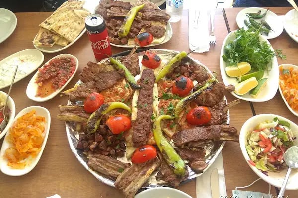 Adanalı Kebap Pide Salonu - Resim 20