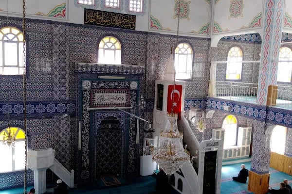Yavuz Sultan Selim Camii - Resim 3