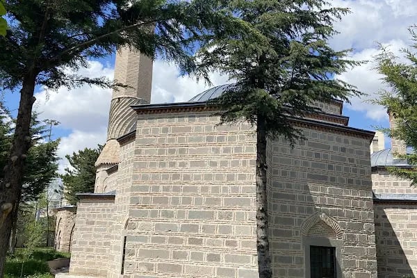 Karacabey Camii - Resim 15
