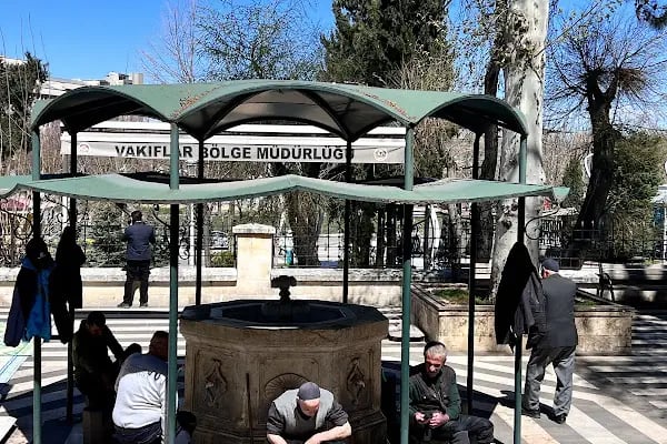 Çınarlı Cami - Resim 16