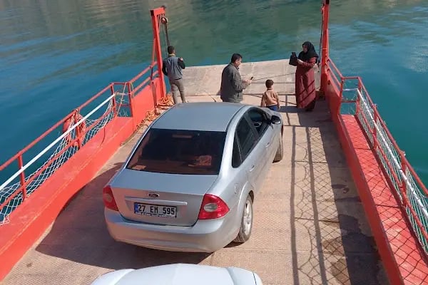 Savaşan Feribotu - Resim 20