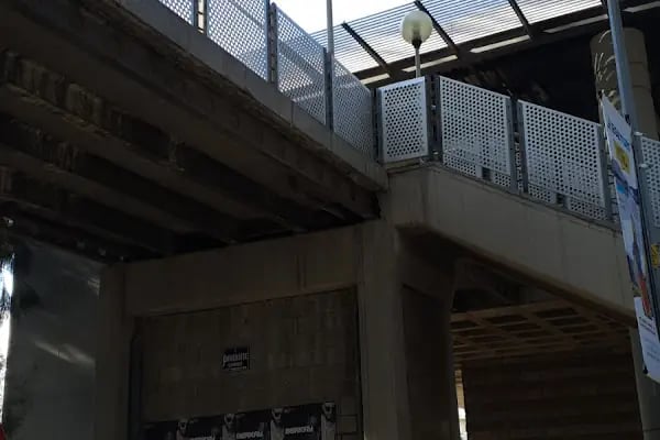 Bölge Metro İstasyonu - Resim 8