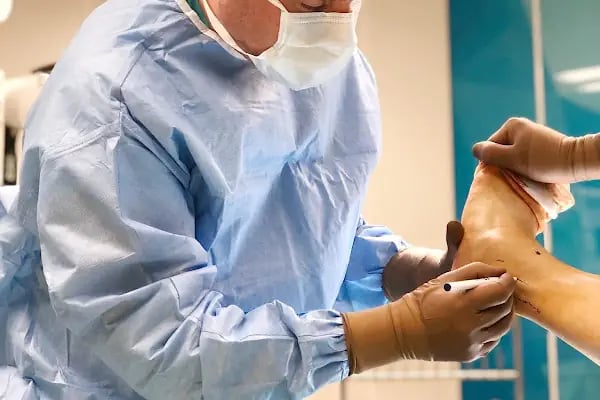 Op. Dr. GÖKÇE MIK - Yetişkin ve Pediyatrik Ortopedi Uzmanı - Resim 6