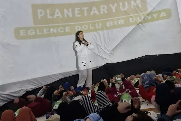 İzmir Parla Planetaryum - Resim 3