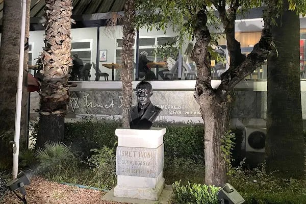 İsmet İnönü Sanat Merkezi - Resim 12