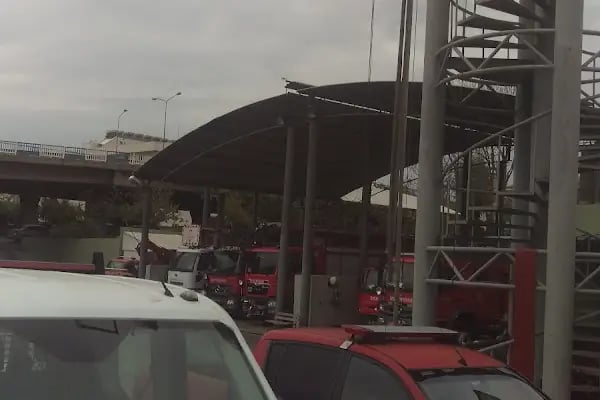 İzmir İtfaiyesi Merkez Hizmet Binası (T.C. İzmir Büyükşehir Belediyesi İtfaiye Dairesi Başkanlığı) - Resim 14