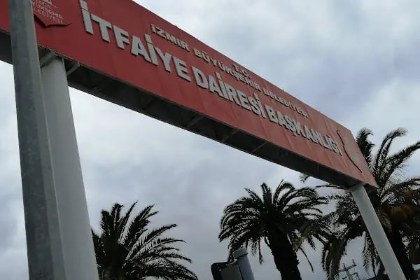 İzmir İtfaiyesi Merkez Hizmet Binası (T.C. İzmir Büyükşehir Belediyesi İtfaiye Dairesi Başkanlığı) - Resim 8