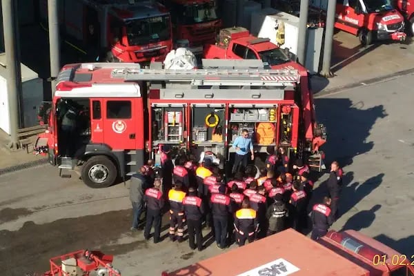 İzmir İtfaiyesi Merkez Hizmet Binası (T.C. İzmir Büyükşehir Belediyesi İtfaiye Dairesi Başkanlığı) - Resim 10