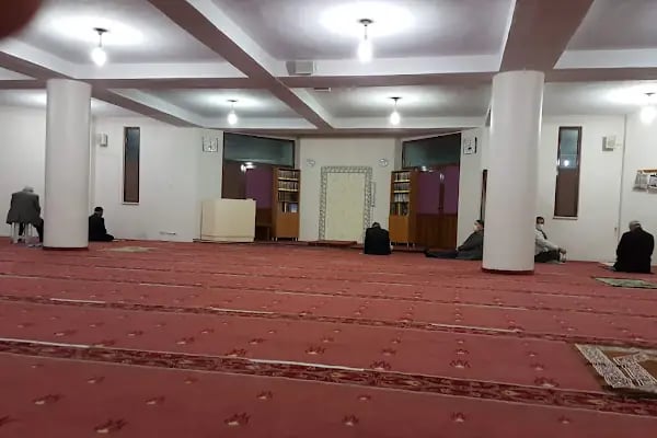 IMAM BUHARI CAMII - Resim 12