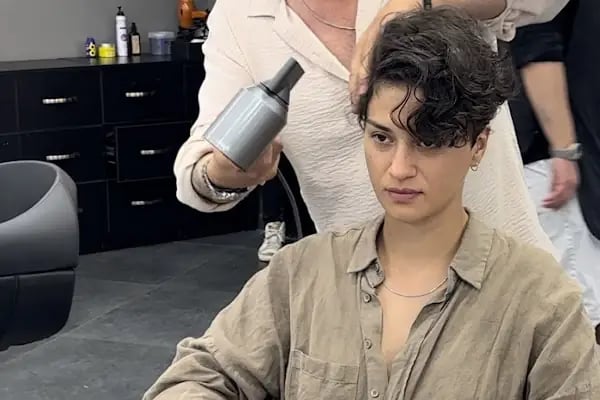 Vega Kuaför Bodrum Hair Design Luxury Unisex - Resim 12