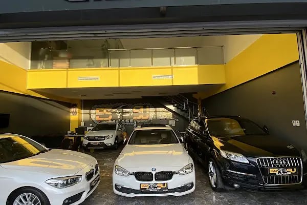 ESSU GARAGE - Resim 3