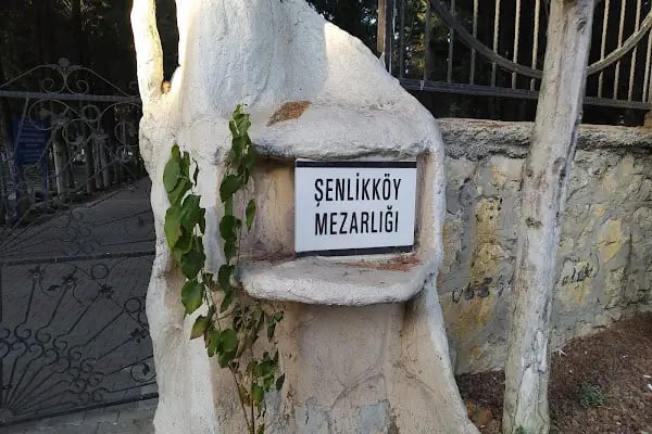 Şenlikköy Mezarlığı - Resim 4