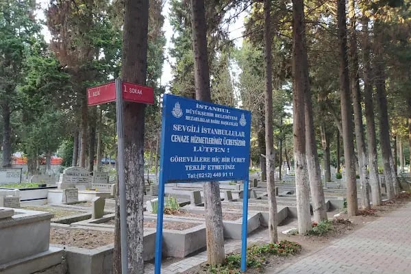 Şenlikköy Mezarlığı - Resim 10