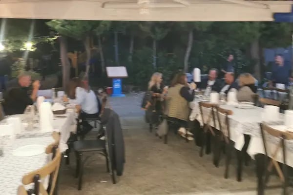 Yi Geç Balık Restaurant - Resim 5