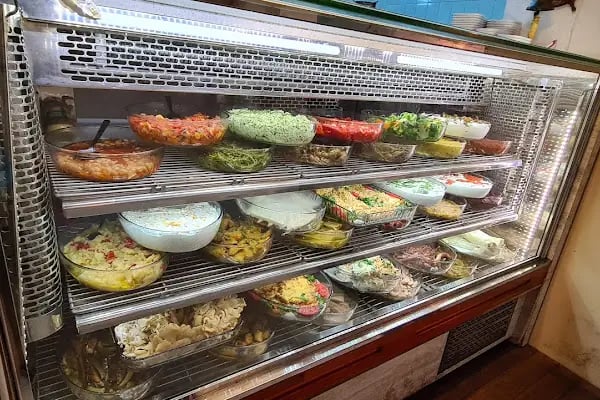 Yi Geç Balık Restaurant - Resim 7