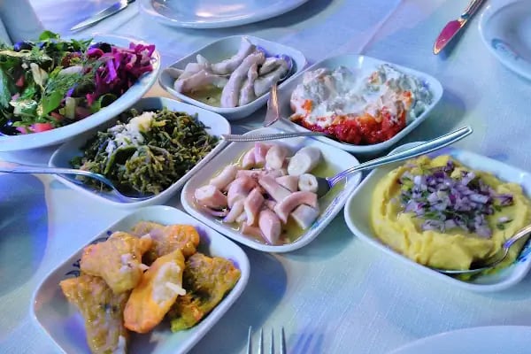 Yi Geç Balık Restaurant - Resim 11