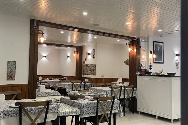 Yi Geç Balık Restaurant - Resim 6