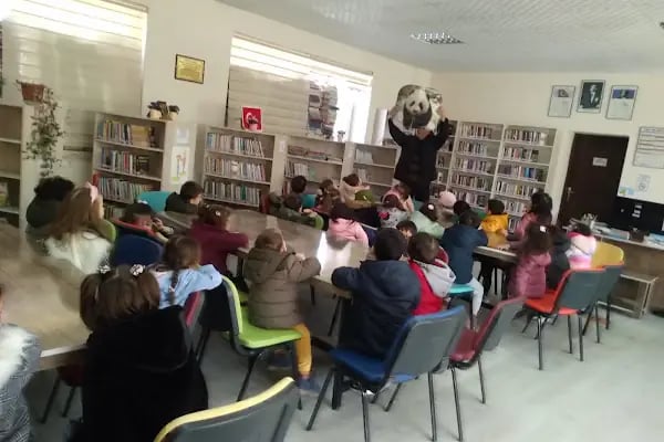 Gaziosmanpaşa Halk Kütüphanesi - Resim 7