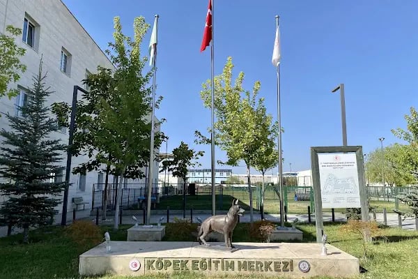 Gümrük Ve Ticaret Bakanlığı Muhafaza Genel Müdürlüğü Köpek Eğitim Merkezi - Resim 2