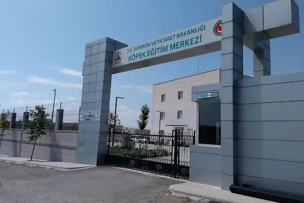 Gümrük Ve Ticaret Bakanlığı Muhafaza Genel Müdürlüğü Köpek Eğitim Merkezi - Resim 4
