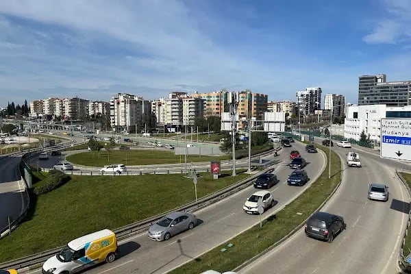 Bursa Klinik Psikolog Melis Turgut Çapraz | Avenue Psikoloji - Resim 1
