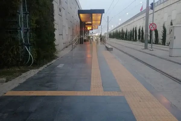 Pınarlı Tramvay Durağı - Resim 4