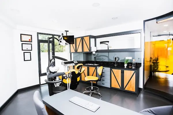 Dentomega İzmir İmplant Diş Polikliniği - Resim 16