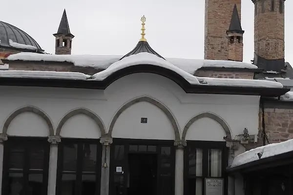 Kapu Camii - Resim 19