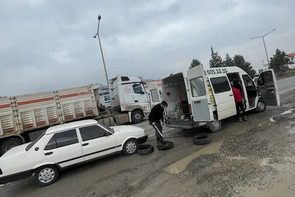 CEYHAN OTO LASTİKÇi 7/24 MOBİL YOL YARDIM ARACI LASTİKÇİ KADİR USTA K. MARAŞ - Resim 17