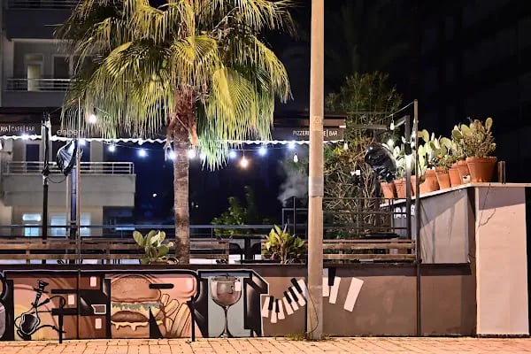 Enberi Cafe - Resim 20