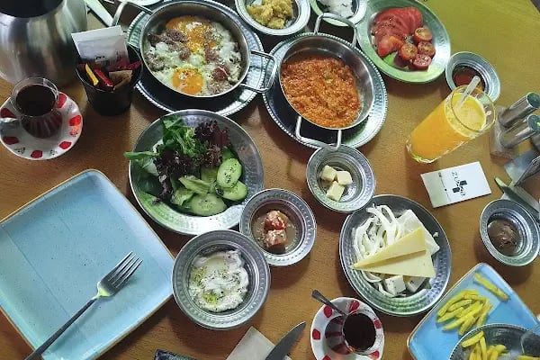 Zukka Kafe Restaurant - Resim 3