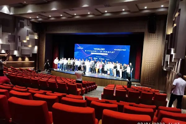 Gaziantep Üniversitesi Mâvera Atatürk Kültür Sahnesi - Resim 6