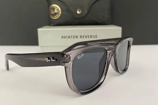 Eflatun Optik - Resim 2