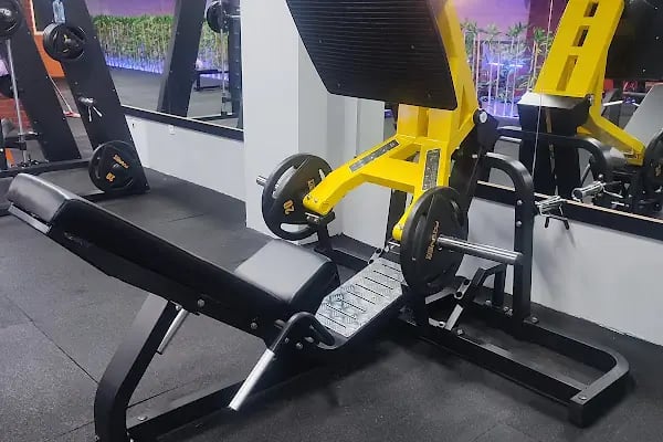 QUEEN’S PILATES &amp; FUNCTIONAL STUDIO - Resim 16