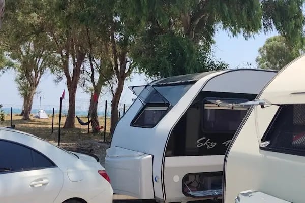 Karavan Kamp Alanı - Resim 8