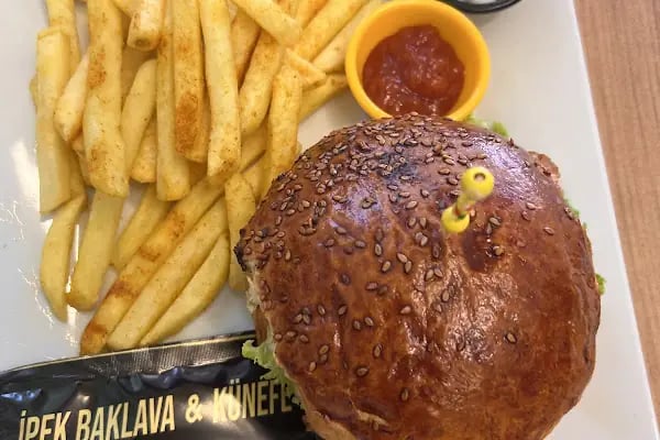 Alanya Vanillart Waffle &amp; Cafe - Resim 17