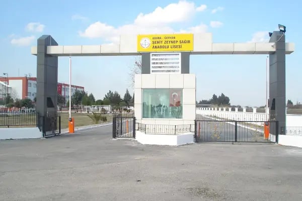Şehit Zeynep Sağır Anadolu Lisesi - Resim 4