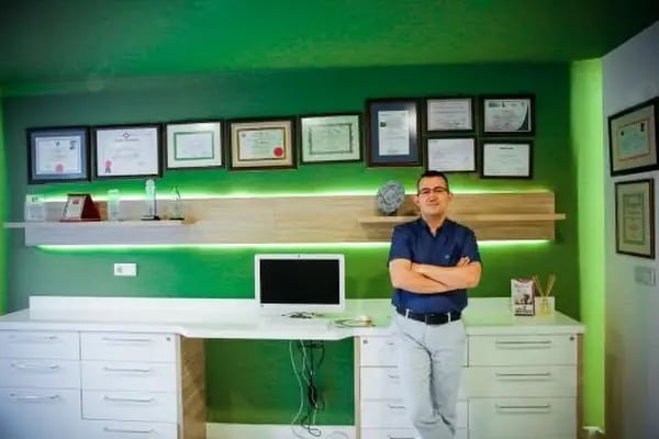 Prof. Dr. Zafer Özgür Pektaş, Diş Hekimi - Resim 3