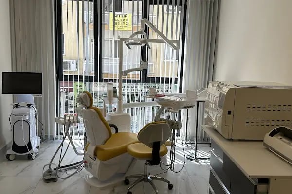Diş Hekimi Tuğçe Aydın Çiğnaklı - Resim 12