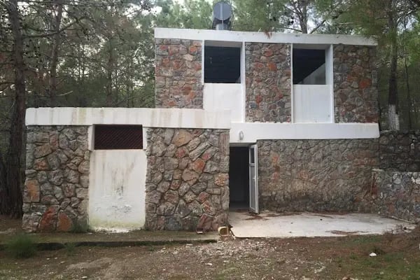 Dikilitaş kamp ve Piknik alanı - Resim 18