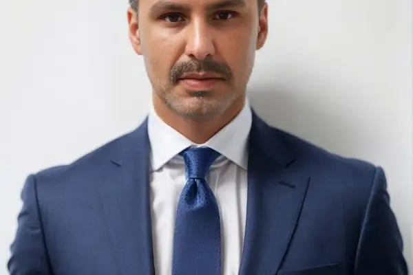 Op Dr Aytekin YAZ KBB - Resim 4
