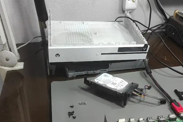 K.R.N ELEKTRONİK VE BİLGİSAYAR SİSTEMLERİ TEKNİK SERVİS - Resim 13