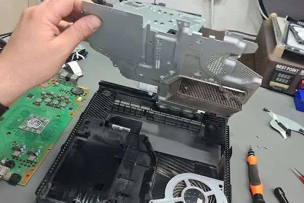 K.R.N ELEKTRONİK VE BİLGİSAYAR SİSTEMLERİ TEKNİK SERVİS - Resim 9