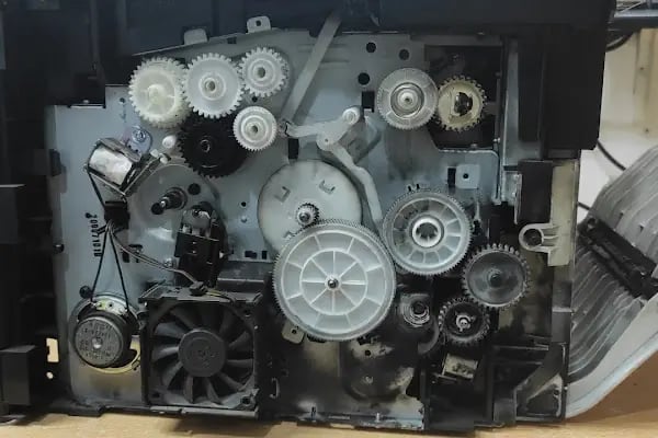 K.R.N ELEKTRONİK VE BİLGİSAYAR SİSTEMLERİ TEKNİK SERVİS - Resim 18