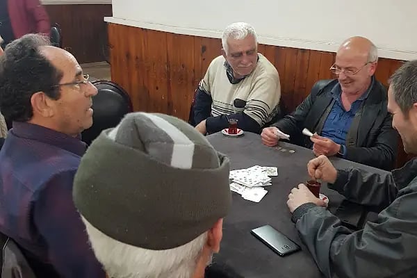 Mertcan kıraathanesi - Resim 2